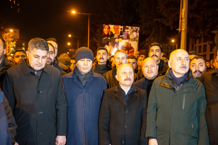 Depremlerde hayatını kaybedenler anıldı