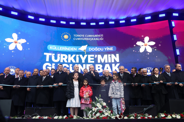 Cumhurbaşkanı Erdoğan: Türkiye'mizin gücünü dünyaya bir kez daha gösterdik