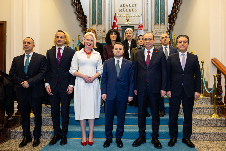 Bakan Gürlek, Slovenya Ulusal Meclis Başkanı ile görüştü