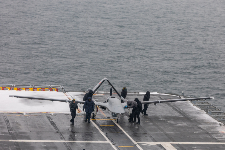 Bayraktar TB3'ten zorlu koşullarda yapay zeka destekli uçuş