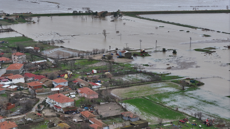 Tunca ve Meriç tarım arazilerini sular altında bıraktı