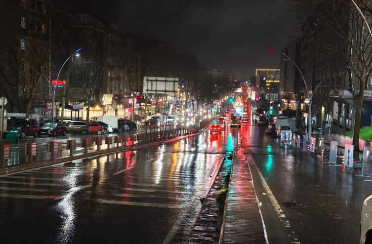 İstanbul'da sağanak etkili oldu