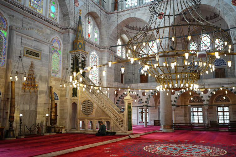 Yeditepe'nin en yükseğinde: Edirnekapı Mihrimah Sultan Camiii