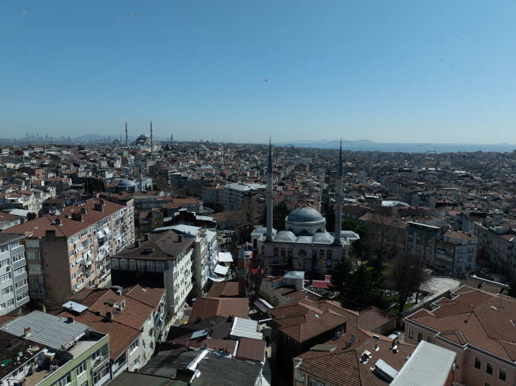 Hırka-i Şerif'in muhafaza edildiği cami: Hırka-i Şerif Camii
