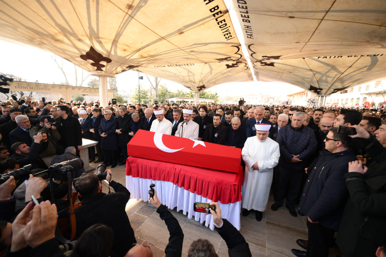 İlber Ortaylı son yolculuğuna uğurlandı