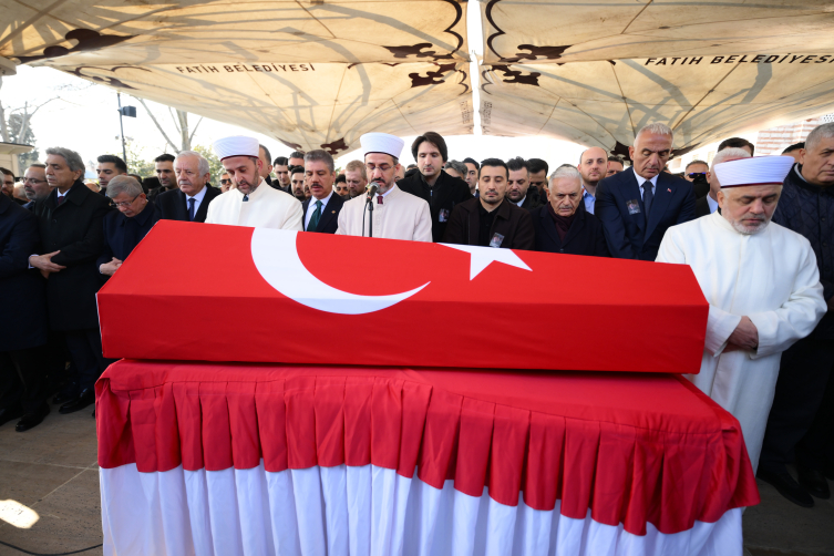 İlber Ortaylı son yolculuğuna uğurlandı