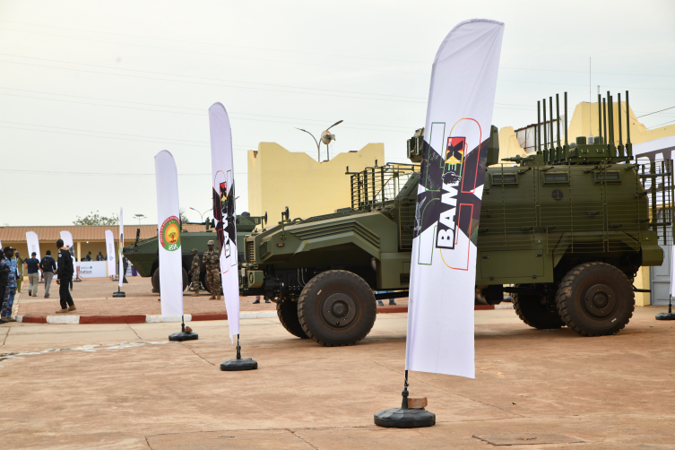 'Terör koridorundan' stratejik savunma sanayi buluşmasına