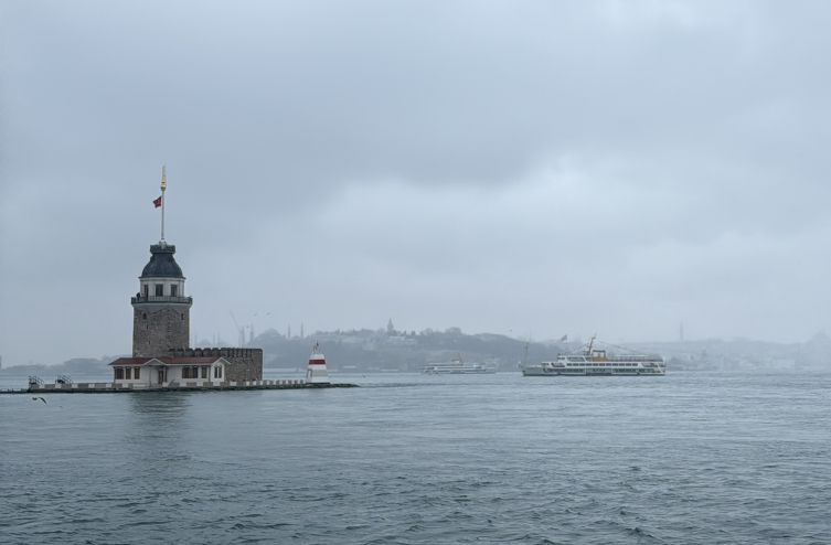 İstanbul'da sis etkili oluyor