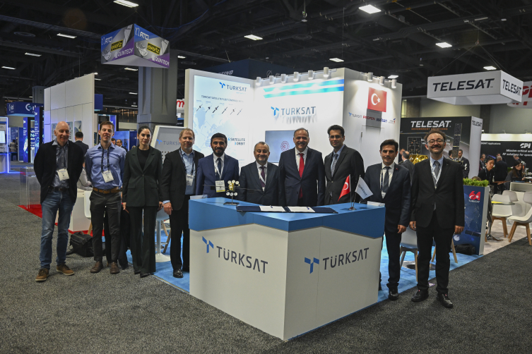 TÜRKSAT yeni iş birliklerine imza attı