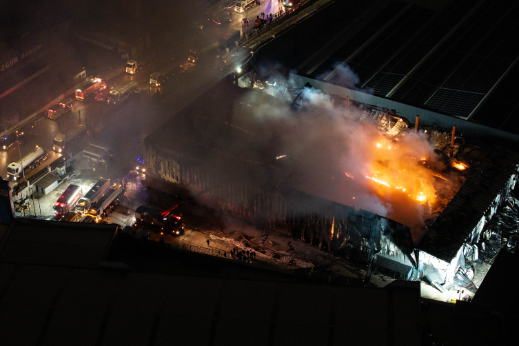 Ankara'da ilaç fabrikasında yangın