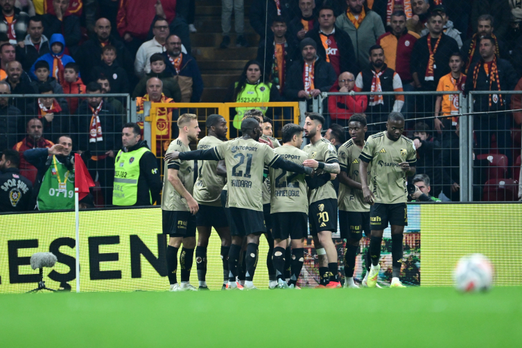 Kocaelispor ile berabere kalan Galatasaray, şampiyonluk yarışında yara aldı