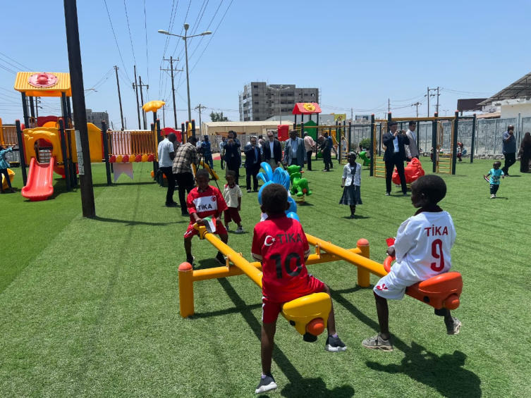 TİKA'nın Sudan'da kurduğu çocuk parkı açıldı