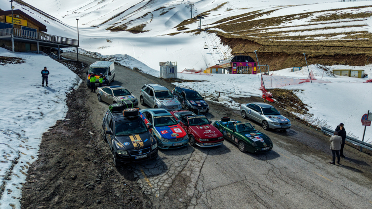 İpek Yolu Rallisi Kars'a hareket etti
