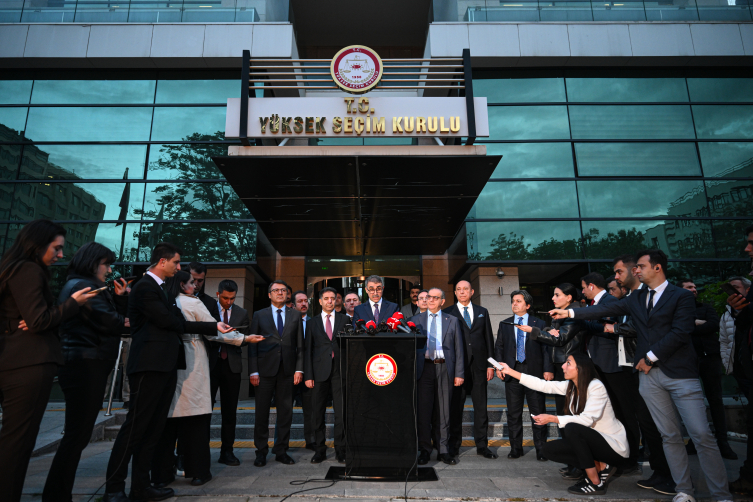 YSK CHP'nin "mutlak butlan" itirazını reddetti
