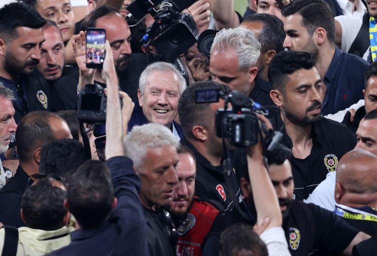 Fenerbahçe'nin yeni başkanı Aziz Yıldırım