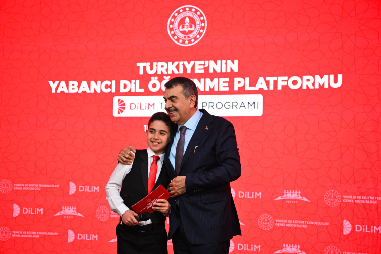 MEB'in yapay zeka destekli 