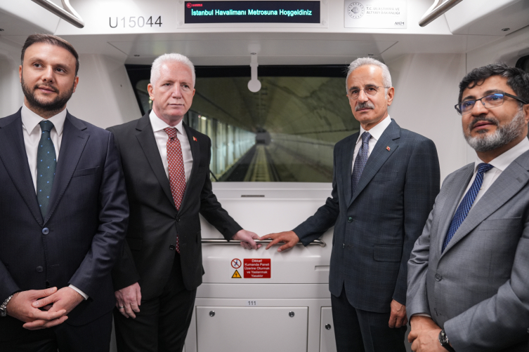 Bakan Uraloğlu: Dünyanın en uzun metro hatlarından birini tamamlamış olduk