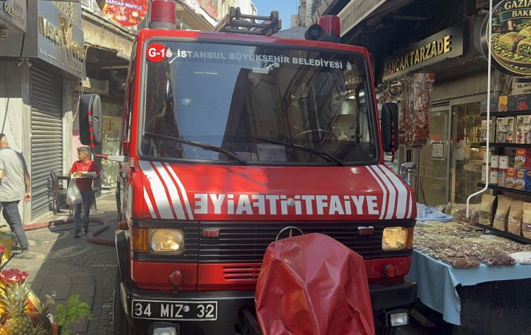 İstanbul'da tekstil atölyesinde yangın