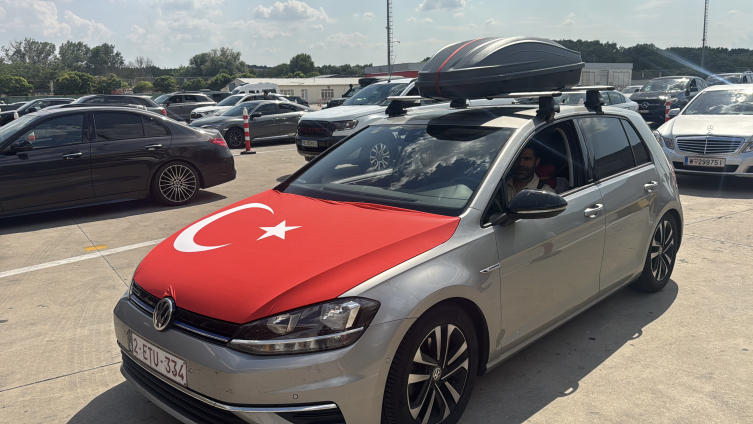 Gurbetçilerin Türkiye'ye gelişleri sürüyor
