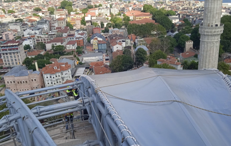 Ayasofya'nın ana kubbesinde restorasyon çalışmaları sürüyor