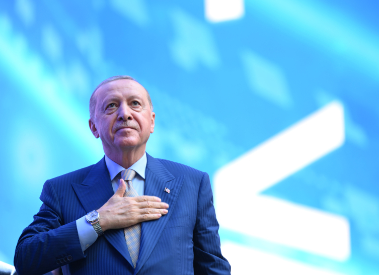 Cumhurbaşkanı Erdoğan: Bu milletin tertemiz evlatlarını kirli oyunlarına alet edemezler