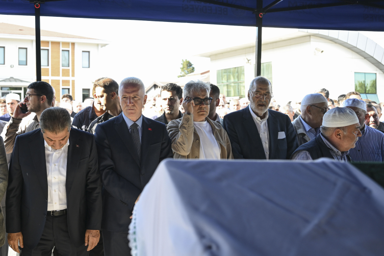Abdullah Sert'in eşi Zehra Sert son yolculuğuna uğurlandı