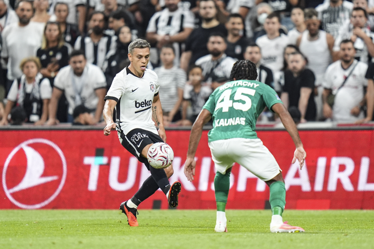 Beşiktaş tur kapısını araladı