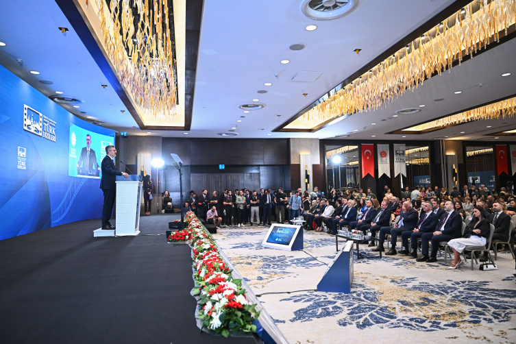 İletişim Başkanı Duran: Yapımlarımız 1 milyarı aşan küresel izleyici kitlesine ulaşıyor