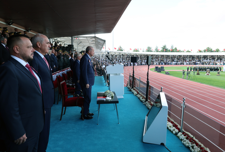 Cumhurbaşkanı Erdoğan: Savunma sanayiinde artık sadece kendimizle yarışıyoruz