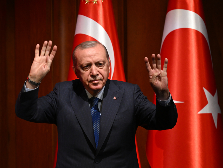 Cumhurbaşkanı Erdoğan: Bizi tanımak isteyenler Malazgirt'e, Çanakkale'ye baksın