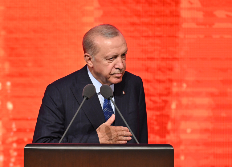 Cumhurbaşkanı Erdoğan: Bizi tanımak isteyenler Malazgirt'e, Çanakkale'ye baksın