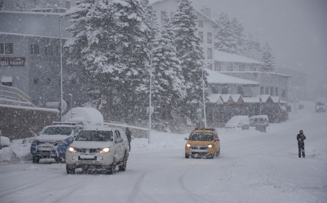 Birçok ilde kar yağışı başladı