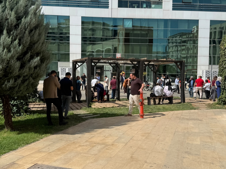 Şanlıurfa'da 5,4 büyüklüğünde deprem