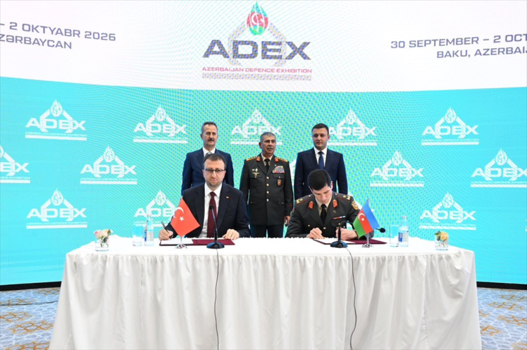 Azerbaycan'a 14 Hürkuş-II tedariki için sözleşme imzalandı