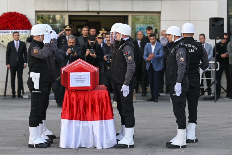 Şehit polis Türkoğlu için tören düzenlendi