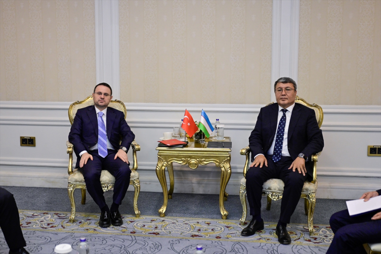Adalet Bakanı Gürlek, Azerbaycan, Kırgızistan ve Özbekistanlı mevkidaşlarıyla görüştü