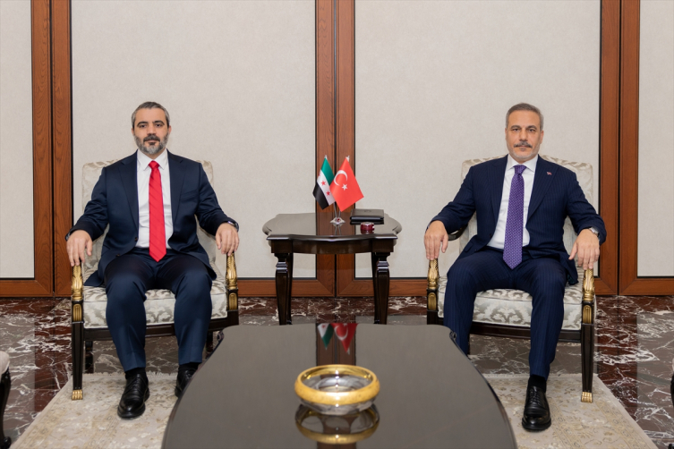 Bakan Fidan Suriyeli mevkidaşı ile görüştü
