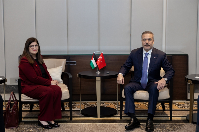 Bakanı Fidan'dan 9. İstanbul Arabuluculuk Konferansı'nda diplomasi trafiği
