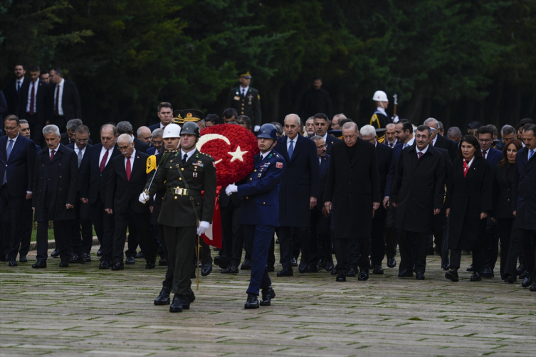 Cumhurbaşkanı Erdoğan: Cumhuriyet uğrunda büyük bedeller ödedik