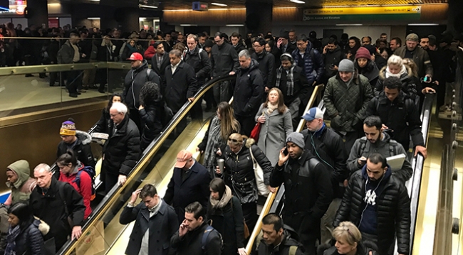 Manhattan'da otobüs terminalinde patlama