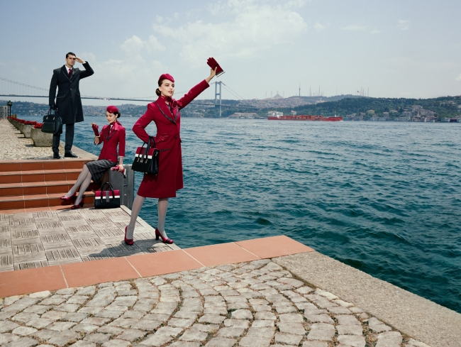 Türk Hava Yolları yeni kıyafetlerini tanıttı