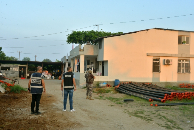 Adana'da 30 ayrı suça karışan organize suç örgütüne operasyon: 13 gözaltı