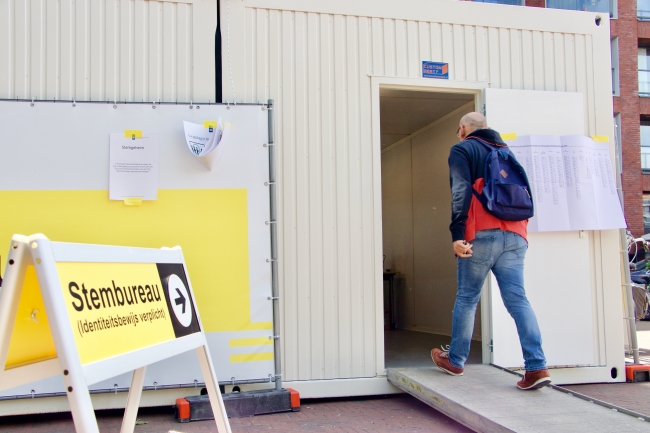 AB genelinde 21 ülke bugün sandığa gidiyor