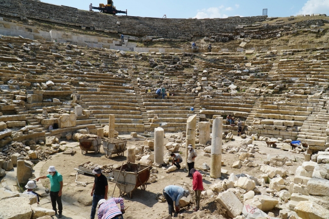 Antik tiyatro 1600 yıl sonra seyirciyle buluşacak