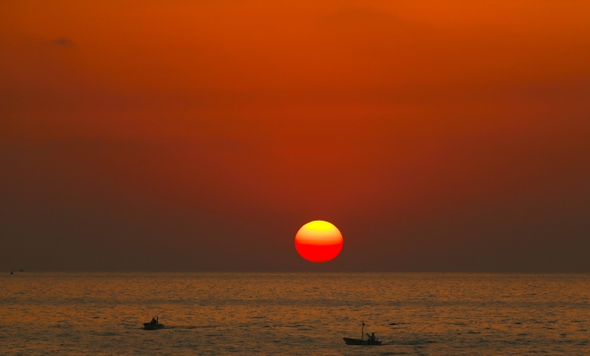 Akçakoca'da gün batımında kartpostallık görüntüler ortaya çıktı