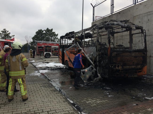 İstanbul'da AFAD'ın bahçesinde yangın