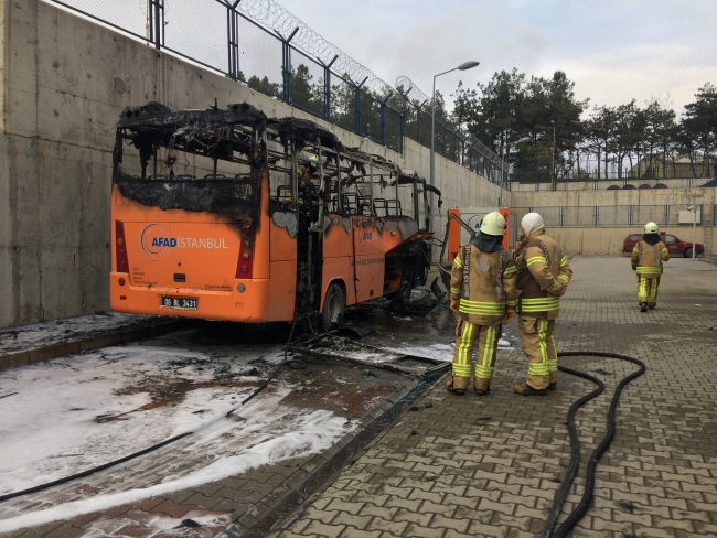 İstanbul'da AFAD'ın bahçesinde yangın