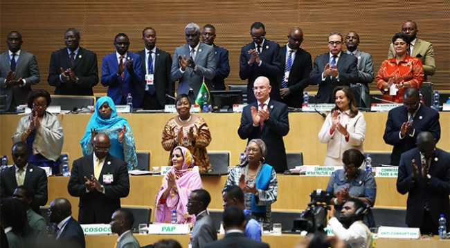 Afrika Birliği 30'uncu Dönem Liderler Zirvesi'nde Batı Sahra dahil tüm kararlar kabul edildi
