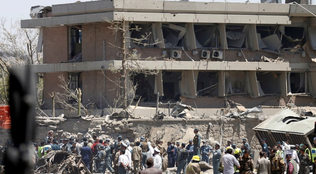 Kabil'de büyükelçiliklerin yakınında bombalı saldırı