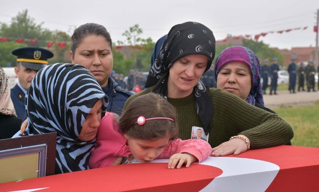 Şehit Astsubay Cemil Erkek, son yolculuğuna uğurlandı